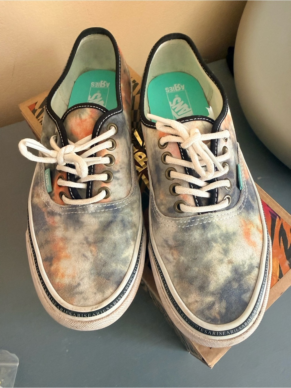 Vans Og Authentic Lx Aries Collab Tie Dye Men’s 8/Women’s 9.5